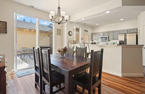 Southern Crossing Casa | Old Mill Magic
