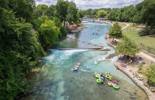 Gruene Apartamento | Old Mills Resort OM A9