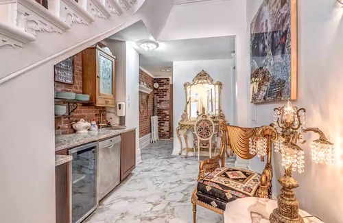 Ville-Marie Casa | Old Montréal Upscale Mansion 8 Full Insuite Bdr