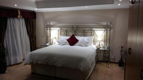 Eikenbosch Casa | Old Oak Guest House