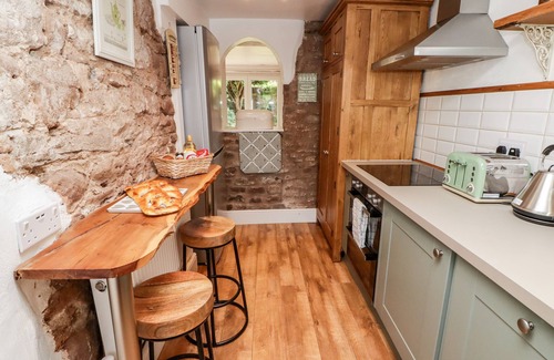 Wilton Cabaña | Old Pump Cottage