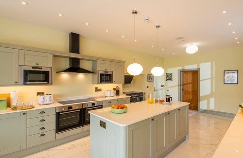 Newtown Cabaña | Old Rectory House