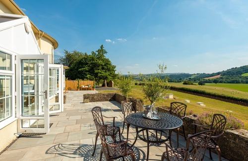 Newtown Cabaña | Old Rectory House