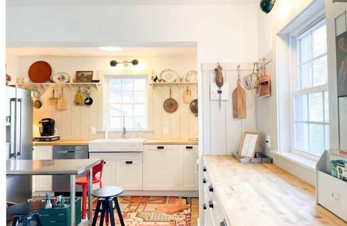 Decorah Casa | Old Reliable Historic Brick House