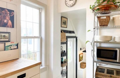 Decorah Casa | Old Reliable Historic Brick House