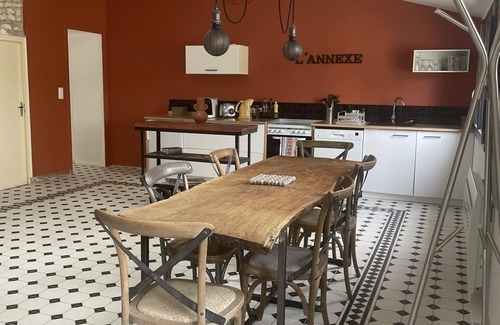 Royan Casa | Old restored wine storehouse between sea and forest