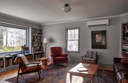 Callicoon Casa | Old Ross House at Seminary Hill by AvantStay