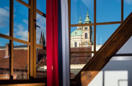 Mala Strana Hotel | Old Royal Post Boutique Hotel & Premium Suites