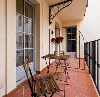 Mala Strana Hotel | Old Royal Post Boutique Hotel & Premium Suites