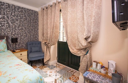 Pencader Cama Y Desayuno | Old School Traditional B and B