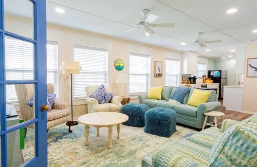 Sunset Beach Cabaña | Old School Beach Cottage with Flair