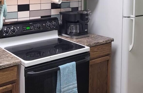 Beckley Apartamento | Old school flair with modern industrial vibe