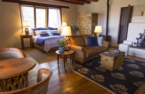 Taos Cama Y Desayuno | Old Taos Guesthouse B&B