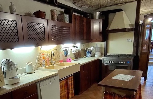 Vignanello Apartamento | Torre antigua, inusual, encantadora, tranquila, impresionante vista 1h norte de Roma