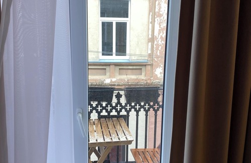 Old Town Apartamento | Old town apartments with balcony, cafe mashine