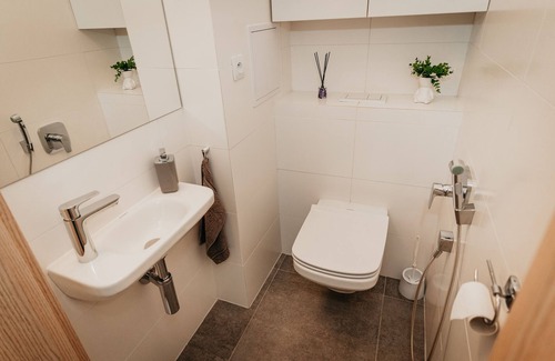 Juh Apartamento | Old Town city center apartment with 2 free parking