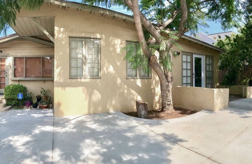 Old Town Casa | Old Town experience! Stylish home + parking!