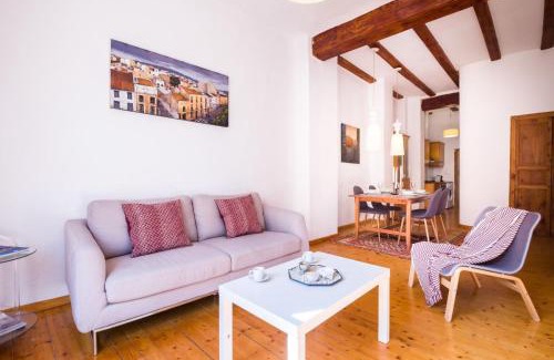 La Seu Apartamento | Old Town Plaza Negrito by Nomad Host