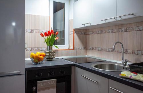 Savamala Apartamento | Old town river positive apartment