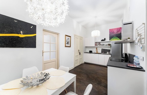 Kleparz Apartamento | Old Town Spacious Apartment