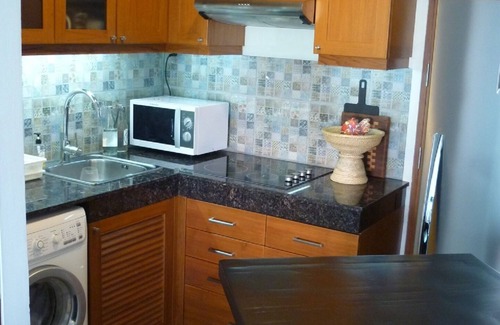 Chang Khlan Condominio | Suite del casco antiguo, amplio balcón y vistas (6 pisos)