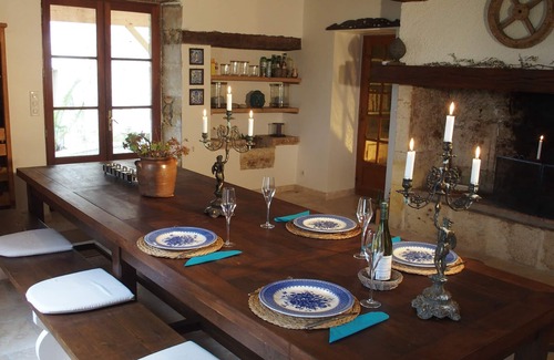 Jegun Casa | Antigua bodega, recientemente renovada, perfecta para familias.