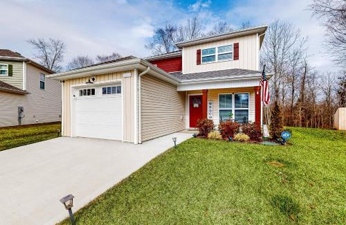 Clarksville Casa | Old Woodland Station