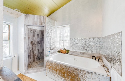 Brackettville Casa | Old-world home full of modern amenities with gas grill & AC - dog-friendly