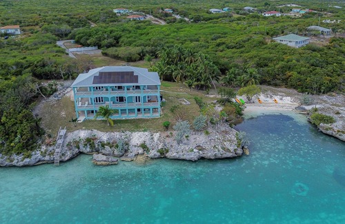 Great Exuma Casa | Ole Ike Bay-Luxury Villa Private Beach & Dock - 7 guests