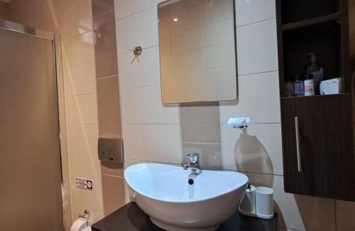 Almiros Beach Apartamento | Olga's Garden Apartments