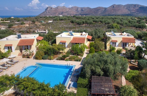 Chorafakia Villa | Olive Grove Villas - Villa Eleni