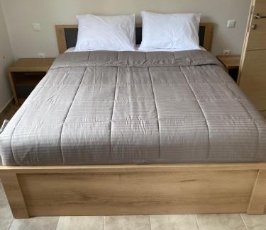 Karpofora Casa | Olive Hill Apartment