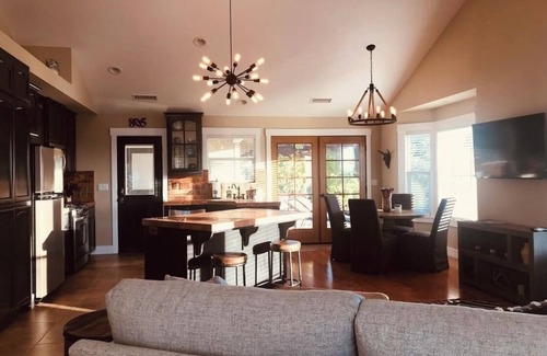 Paso Robles Casa | Olive Ranch Gem with Views!