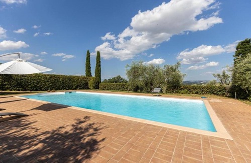 Chianciano Terme Casa | Olive tree house