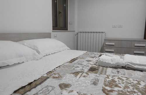 Piane d'Archi-Quadroni Apartamento | Los olivos se quedan entre el mar y las montañas.