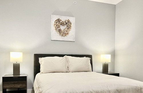 Cole-Noble District Apartamento | Oliver Capital | Downtown Theatre Suite