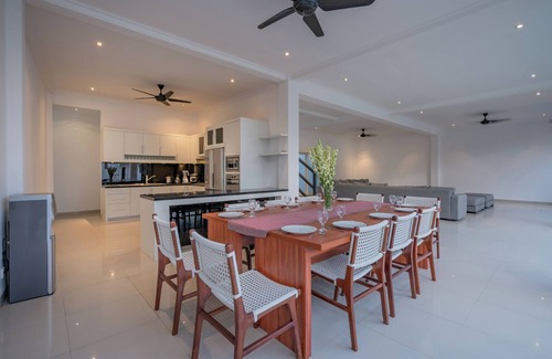 Dyanapura Villa | Olivia Estate