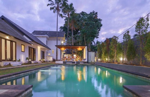 Dyanapura Villa | Olivia Estate