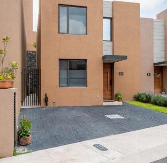 El Marques Casa | Olivia's home in Zibata Queretaro
