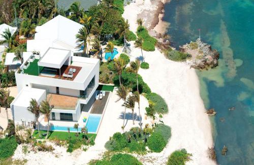 North Side Casa | Olympus Villa by Grand Cayman Villas & Condos