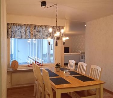 Ylamylly Apartamento | Omakotitalo keskustan lähellä