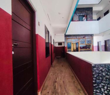 Thrissur Hotel | Omega Tourist Home
