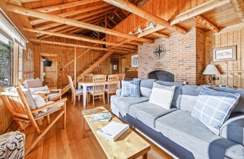 Omena Casa | Omena Point Paradise Waterfront Sunrise