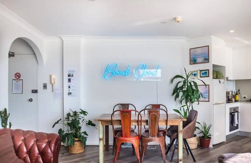 Bondi Beach Apartamento | OMG Beach View Penthouse by Sydney Dreams