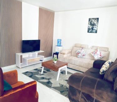 Runda Apartamento | Omuts classy one bedroom Ruaka