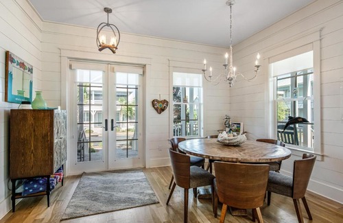 Lakeside at Blue Mountain Beach Casa | On Cloud 9