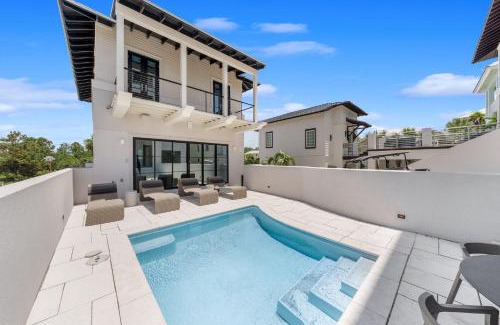Sunnyside Casa | On Deck