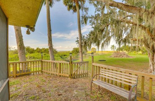Lorida Casa | On Lake Istokpoga Lorida Home with Lanai!