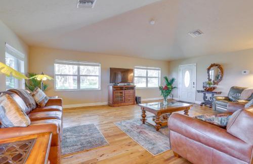 Lorida Casa | On Lake Istokpoga Lorida Home with Lanai!