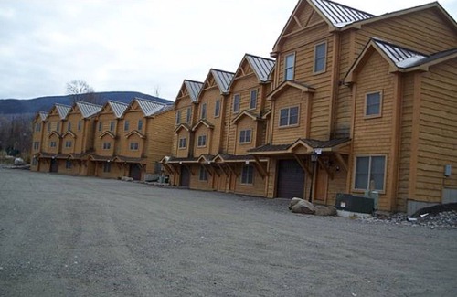 Carrabassett Valley Casa | Condominio de esquí en el Pan de Azúcar de lujo en la montaña - ¡Excelente ubicación!